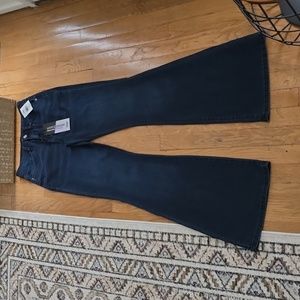 YMI WOMEN'S JUNIOR SIZE BLUE JEANS SIZE MEDIUM